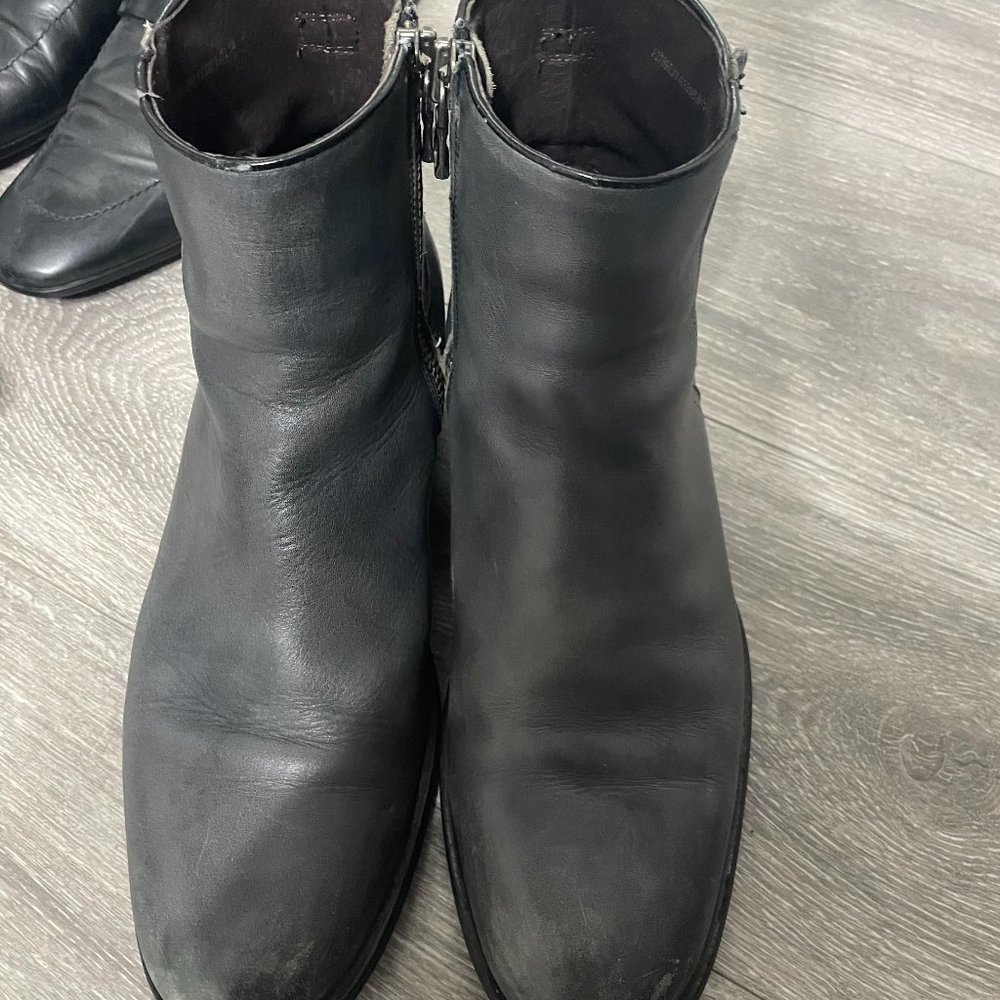 John Varvatos Zip-up Boots size 9